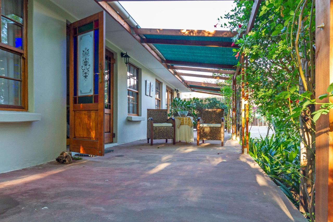 Airlies Historical Guest House มอนตากู ภายนอก รูปภาพ