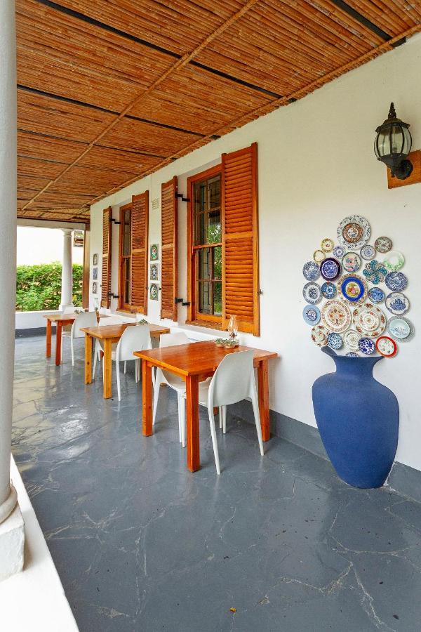 Airlies Historical Guest House มอนตากู ภายนอก รูปภาพ
