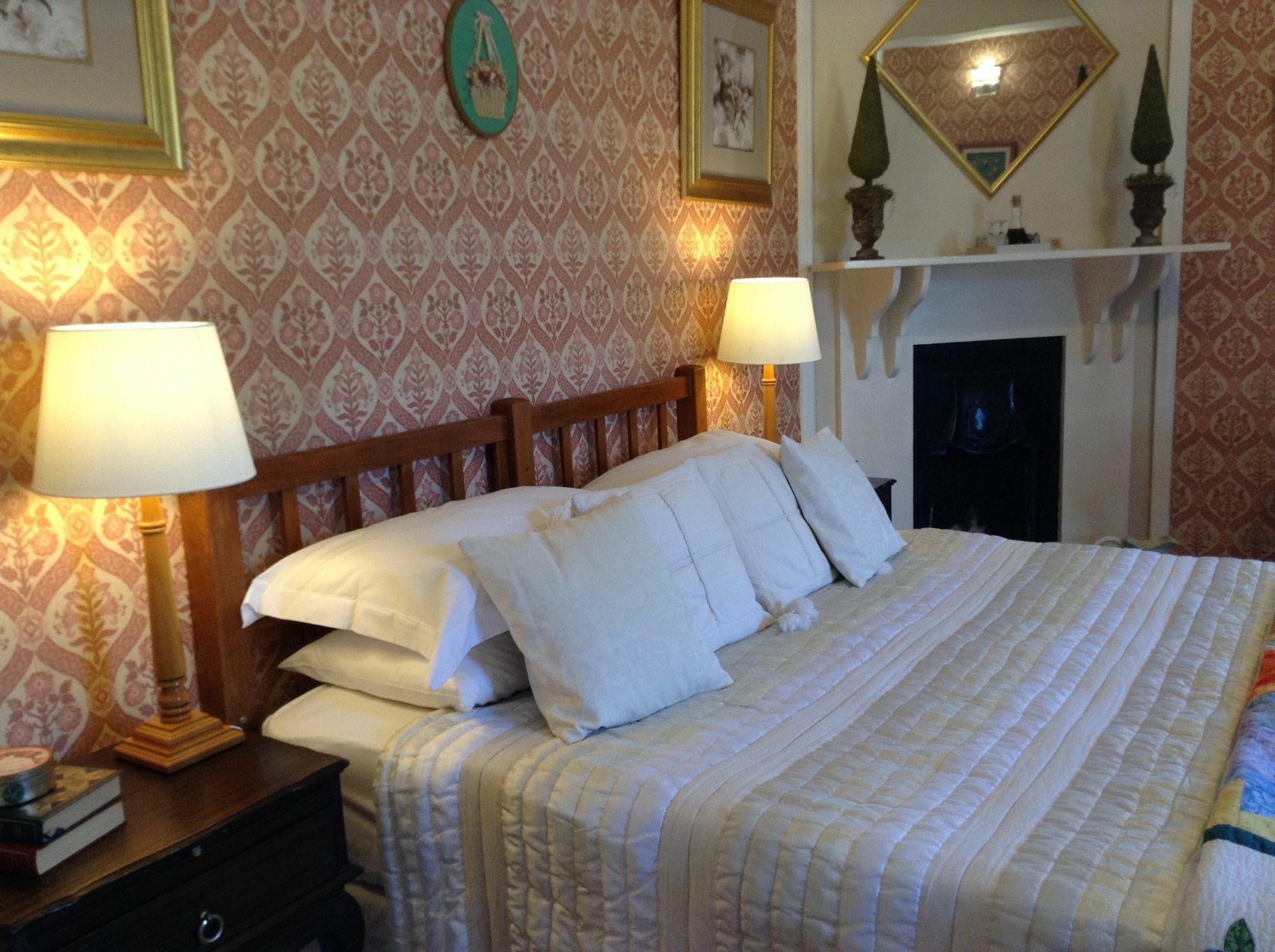 Airlies Historical Guest House มอนตากู ภายนอก รูปภาพ
